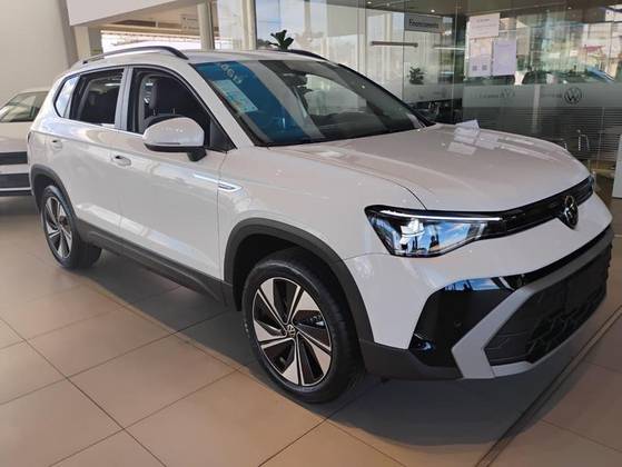 VOLKSWAGEN TAOS 1.4 250 TSI TOTAL FLEX COMFORTLINE AUTOMÁTICO